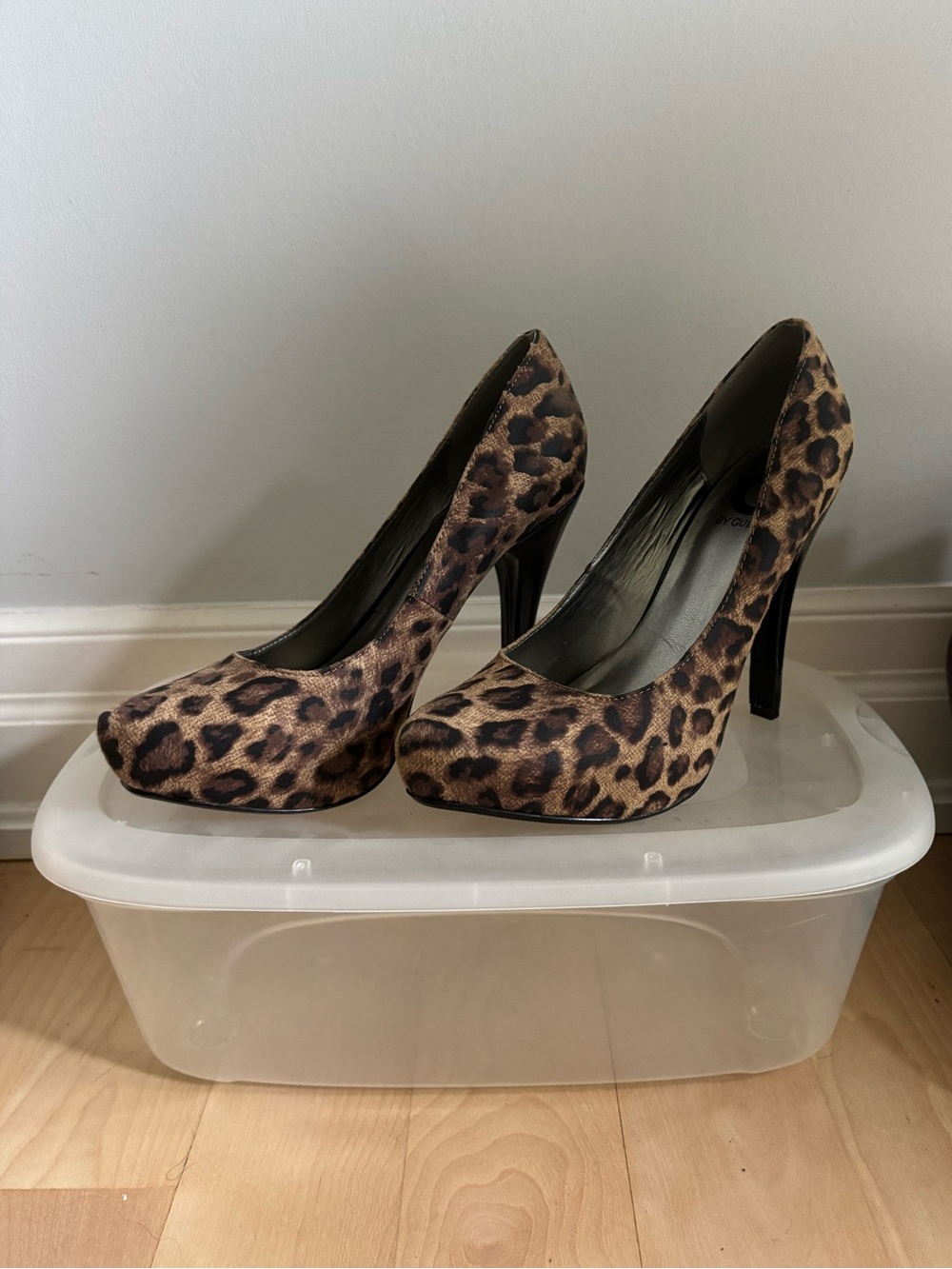 Leopard Print High Heel Pumps